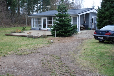 Indkørsel uden alle stenene